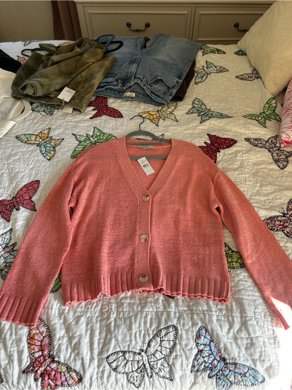 LOFT Coral Button-Front V-Neck Cardigan - Picture 2 of 3